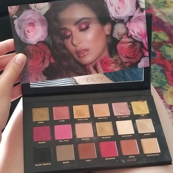 Huda Beauty Bundle of Palettes and Lip Products - Picture 2 of 7